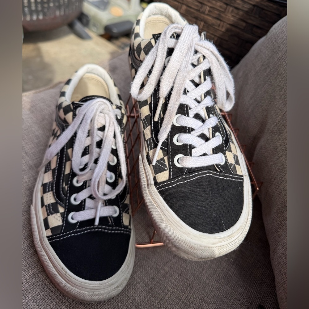 Vans Old Skool Checkerboard Black and Cream Sneakers - Picture 2 of 4